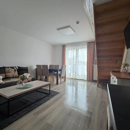 Zachodnia Przystan Apartment *