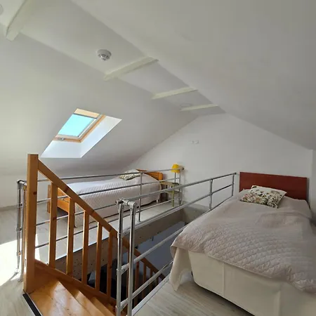 Zachodnia Przystan Apartment *